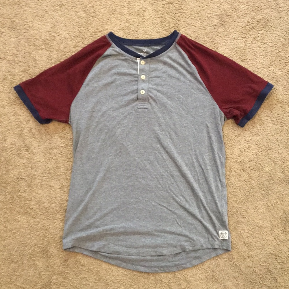 Gray t shirt from American Eagle mens medium
